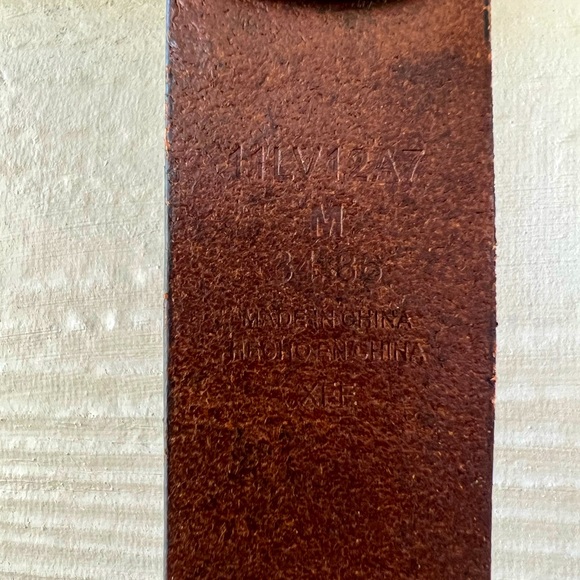 Men’s Vintage Levi’s Leather Belt size 34-36 - Picture 6 of 6